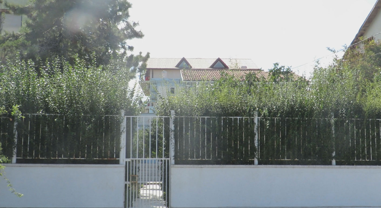 Dana, văduva lui Sergiu Nicolaescu, a ”abandonat” vila de la mare și s-a retras la București