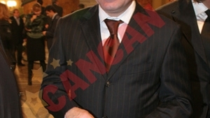 Pe timp de criza, lui Hagi ii merge bine in afaceri! A vandut o cladire cu 4 milioane de euro!