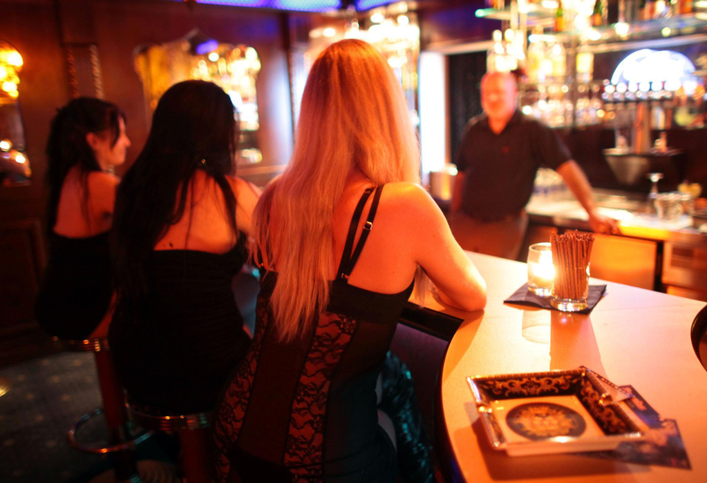 Fotbaliştii mexicani au petrecut cu prostituate, înainte de a pleca la Cupa Mondială din Rusia!