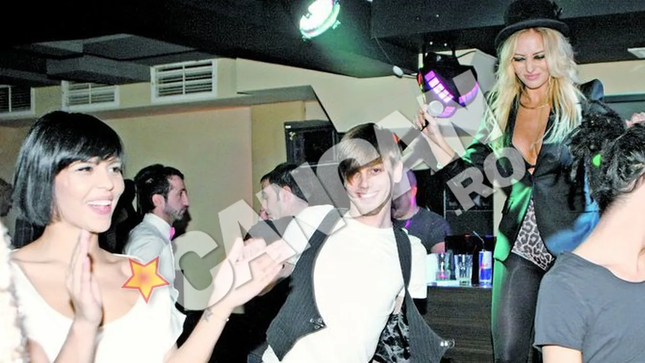 I-a fost dor sa danseze alaturi de Delia Matache! Andreea Popescu a urcat pe scena alaturi de fosta sefa