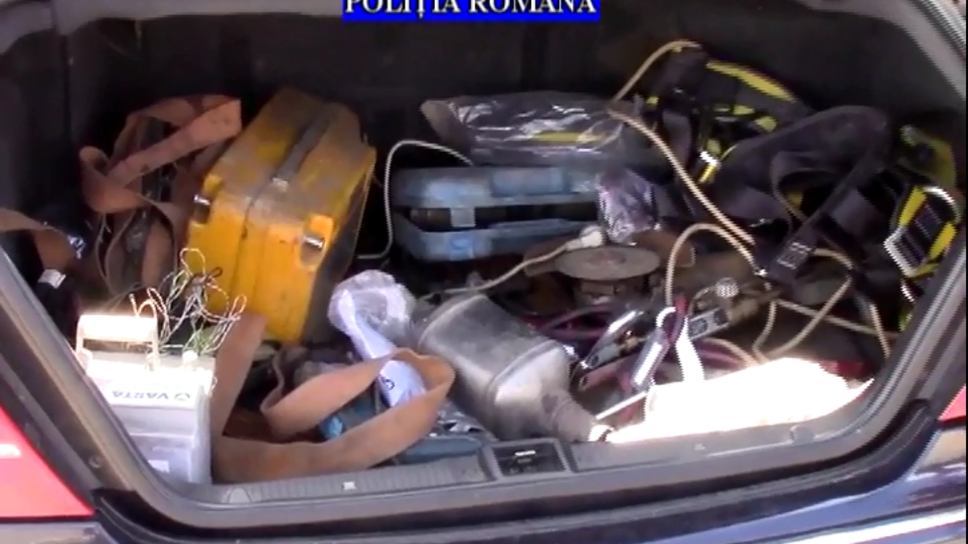 Atenție șoferi! Hoții de catalizatoare auto dau din nou lovitura
