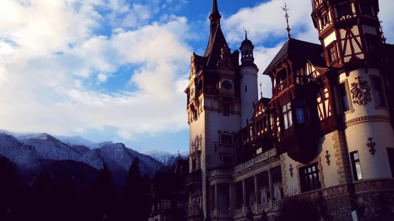 Muzeul Peleș din Sinaia se redeschide pe 2 iunie. Cum se vor face tururile: „Vom avea grijă ca...”