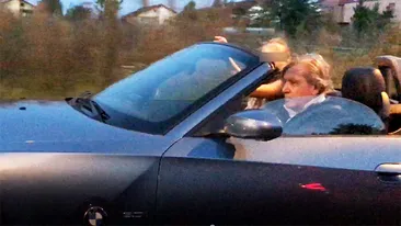VIDEO EXCLUSIV: Mega-fentă la 71 de ani. Ilie Năstase are lipici la puştoaice! Şi-a decapotat BMW-ul şi…