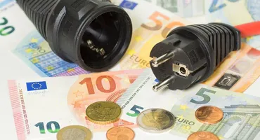 Ce se întâmplă cu cardurile de energie destinate să ajute românii la plata facturilor. Vești proaste de la autorități