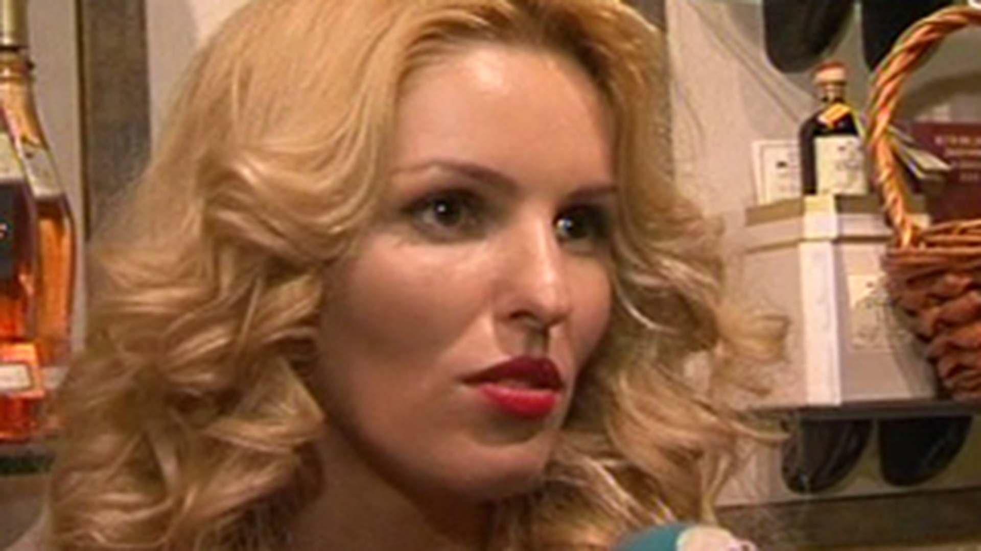 Denisa Nechifor, despre Tania Budi care-si terorizeaza iubitii: "Este sub puterea mea de intelegere toata viata asta si mi se pare penibil"