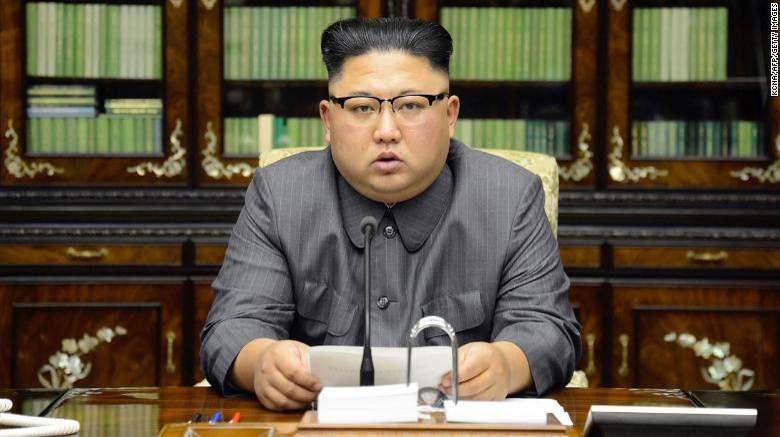 Este Kim Jong-Un mort sau viu?! Adevărul despre fotografia din coșciug