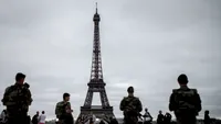 Scene de groază la Paris! Atac la Turnul Eiffel