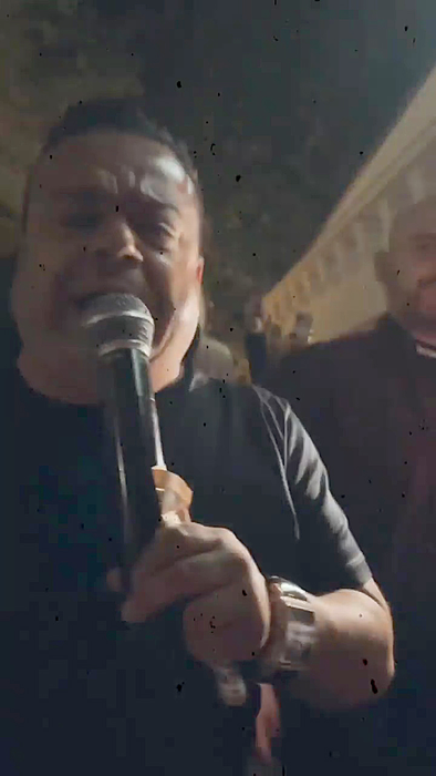Adrian Minune a susținut o reprezentație de zile mari