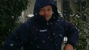 Filmul morții lui Cătălin Moise Robu, românul de 55 de ani din Italia. A căzut de la o înălțime de 10 metri
