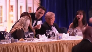 Clipe de coșmar în Washington. Donald și Melania Trump au fost evacuați de urgență după șapte focuri de armă, la Casa Albă