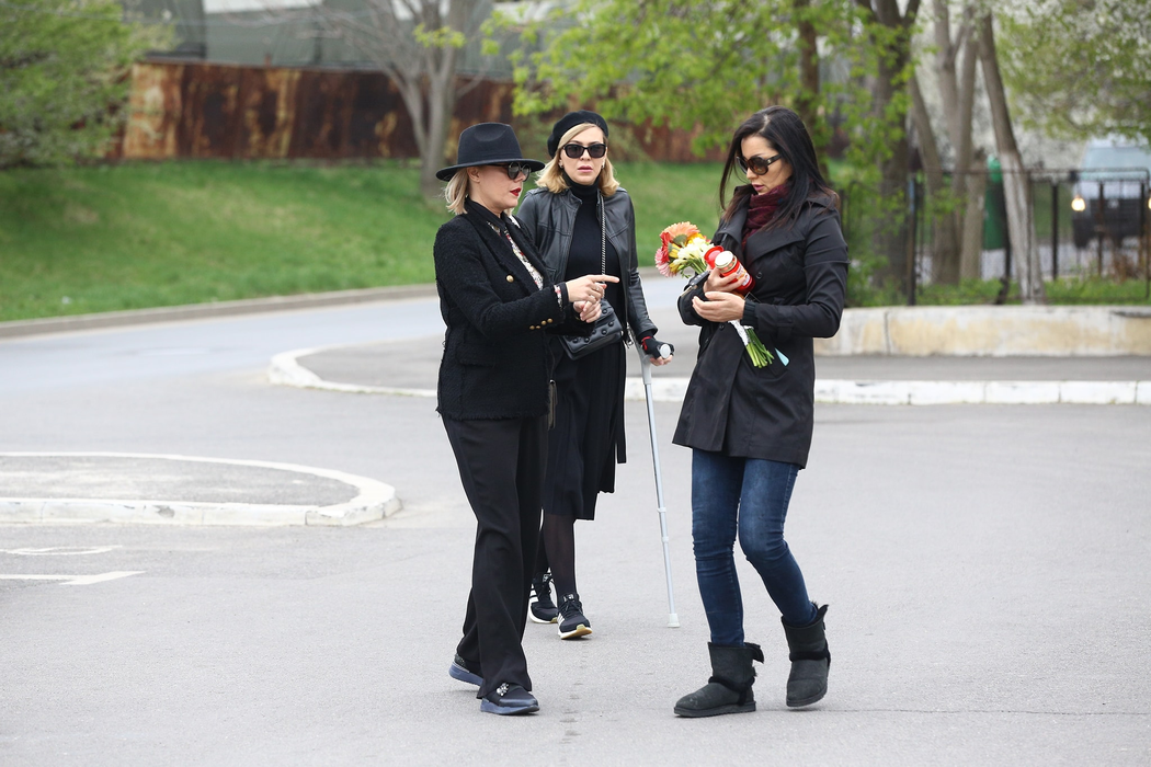 Scene cutremurătoare la Crematoriul Uman, unde e incinerată Zina Dumitrescu