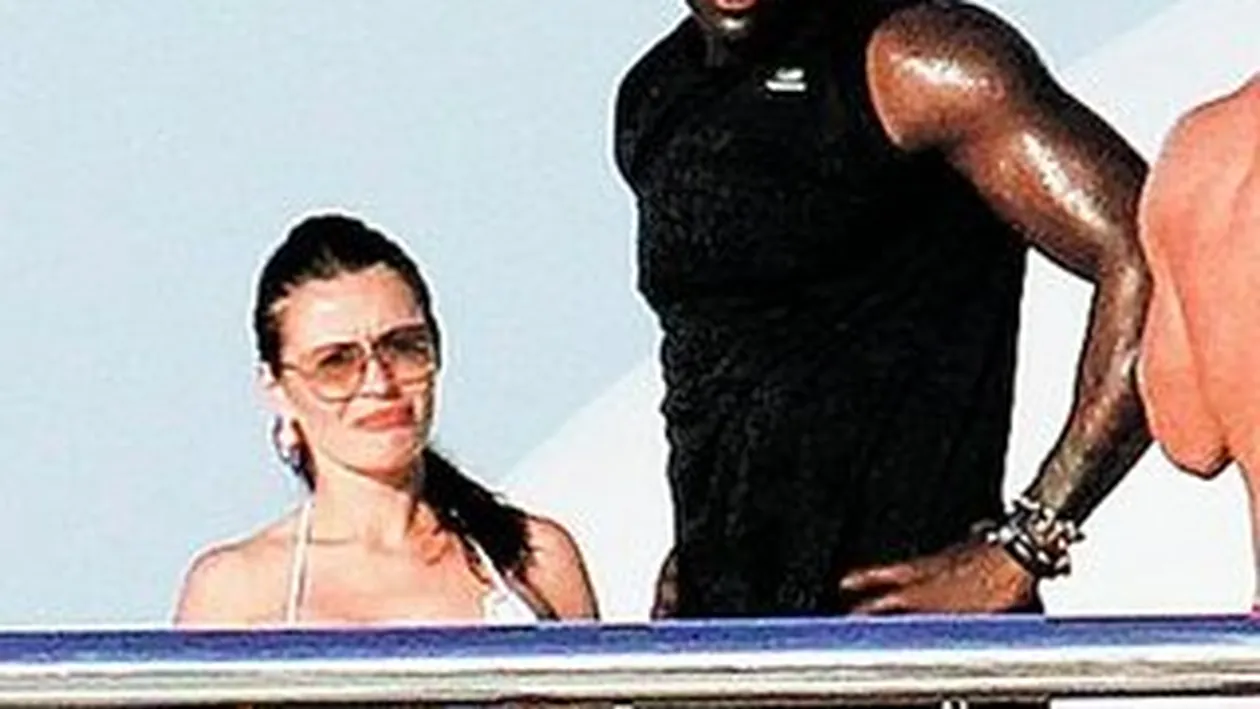 Seal nu rezista prea mult singur. Cu o bruneta misterioasa pe iaht