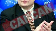 Ex-ministrul Vlad Rosca vrea ca sotia si copilul lui sa fie expertizati psihic
