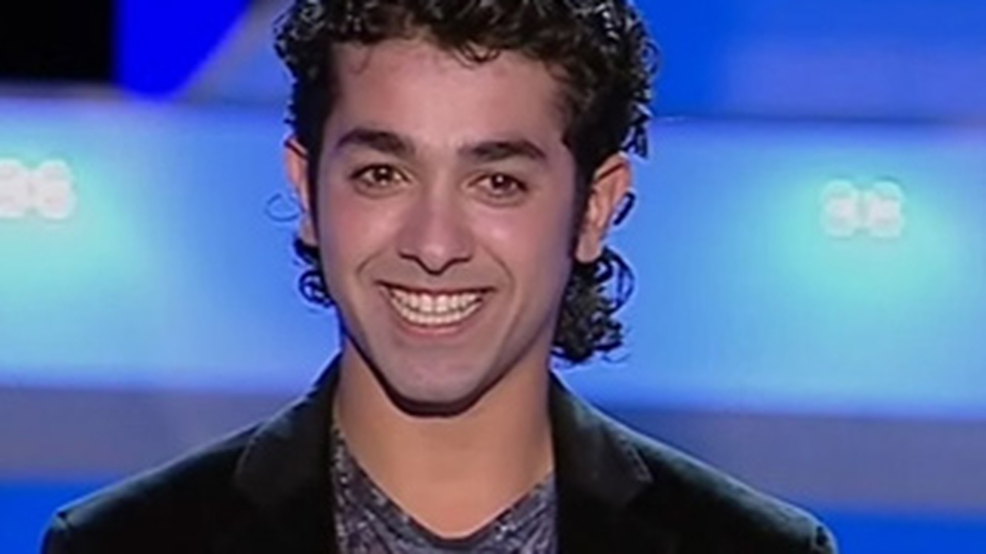 Andra isi tine promisiunea! Va canta in duet cu un concurent de la "Romanii au talent"!