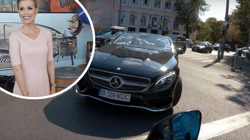 "Eu sunt nebun? Ești pe contrasens!" Cristina Rus, scandal în trafic cu un motociclist! S-a lasat cu cuvinte grele
