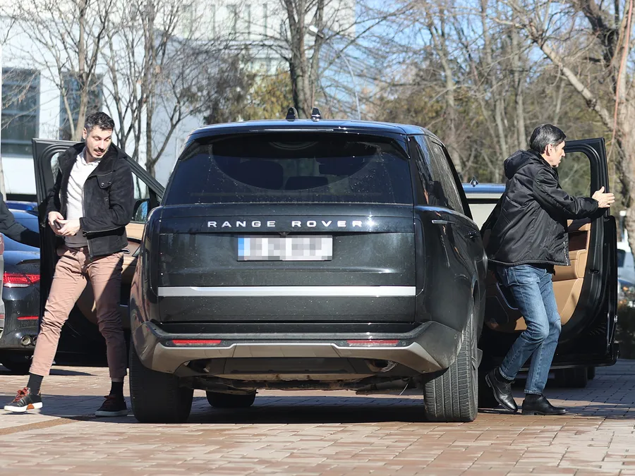 Alwx și Victor Pițurcă au mers la un restaurant select