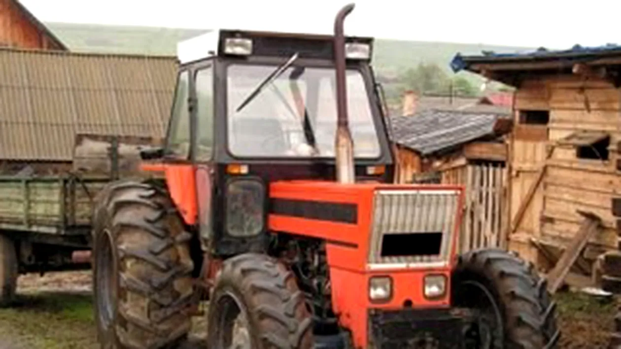 Un copil de trei ani este in stare grava la spital dupa ce unchiul sau l-a calcat cu tractorul!