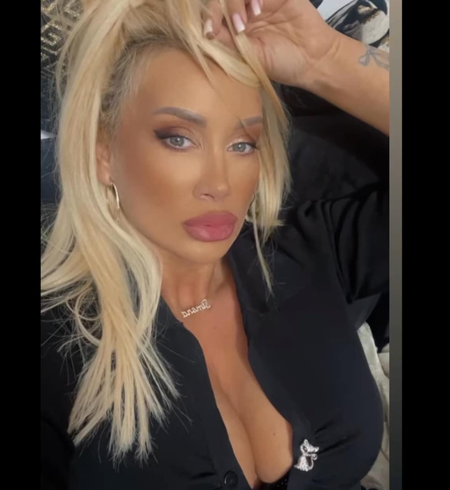 Simona Trașcă a avut o perioadă de depresie, în care s-a gândit la sinucidere (Foto: Facebook)