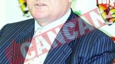 Piturca nu-i mai raspunde la telefon lui Mircea Sandu