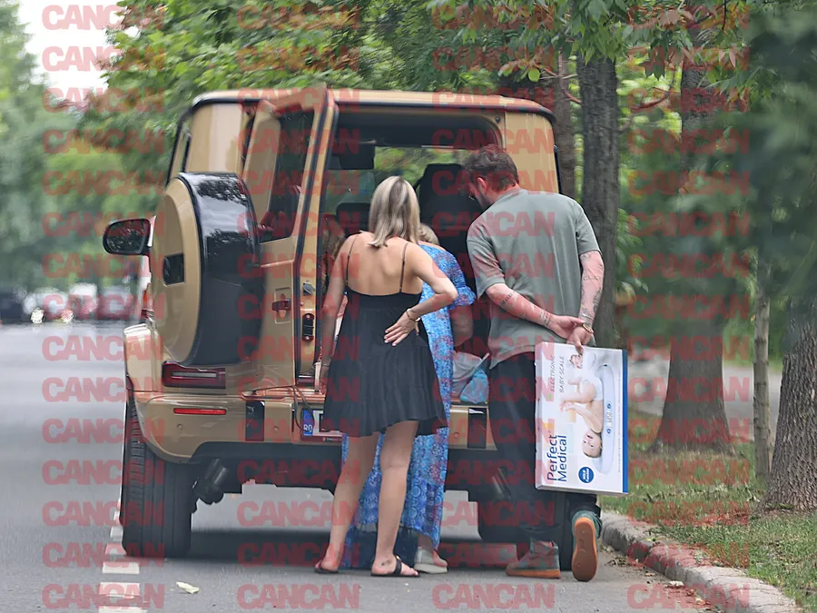 Proaspeții părinți erau ehipați corespunzîtor pentru a-i asigura confortul noului membru al familiei