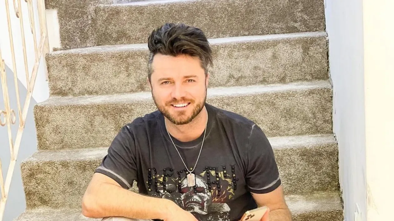 Tavi Clonda, debut în actorie. “Joc într-un serial, e un vis împlinit!” Cum îl ajută soția lui, Gabriela Cristea