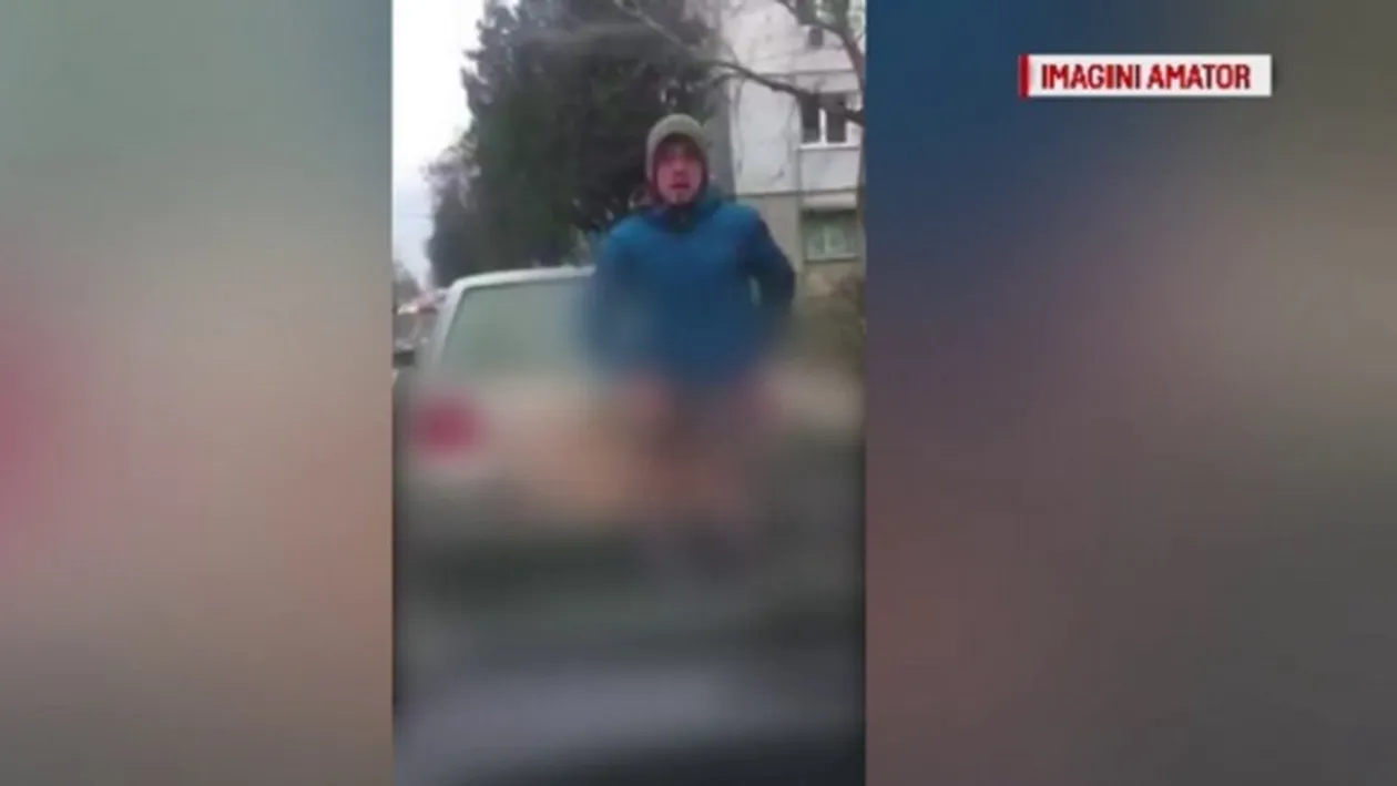Un şofer fără inhibiţii, care şi-a dat jos pantalonii în trafic, s-a ales cu dosar penal! Ce l-a scos din minţi pe bărbatul din Bacău