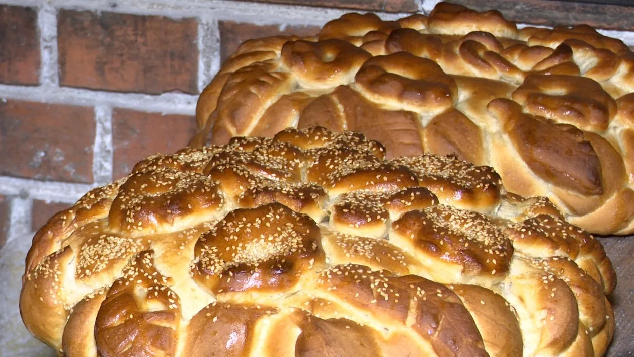 De ce e bine să faci semnul sfintei cruci pe alimente, înainte de a le mânca