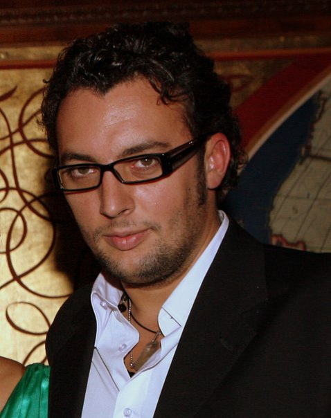 Giovanni Francesco a fost condamnat în dosarul finanțării campaniei lui Traian Băsescu din 2009 
Citeşte întreaga ştire: Giovanni Francesco a fost condamnat în dosarul finanțării campaniei lui Traian Băsescu din 2009