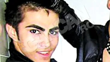 Corina i-a donat dansatorului garderoba fiului ei. Haine de fite pentru fratii lui Edi Vasile