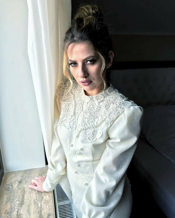 Lidia Buble a spus “DA“! Fanii au reacționat imediat ce au văzut imaginea: “Casă de piatră!“