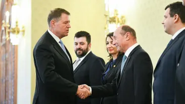 Mesajul disperat al lui Băsescu pentru Iohannis, cu puțin timp înainte de prelungirea stării de urgență: ”Este URGENT!”