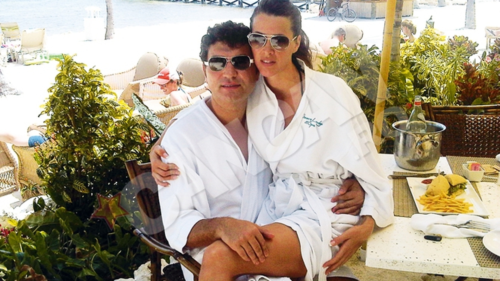 Borcea, rasplatit regeste dupa ce si-a anuntat divortul! Alina Vidican i-a pregatit o surpriza romantica