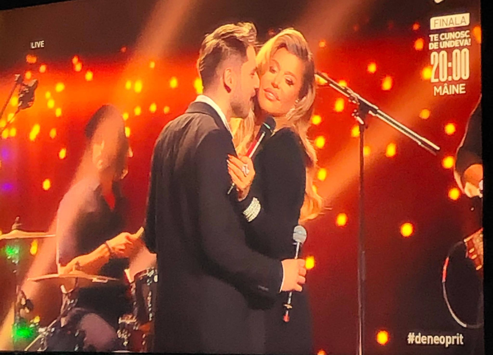 Loredana Groza și nepotul lui Florin Salam, în tandrețuri pe scena X Factor. S-au comportat ca doi îndrăgostiți