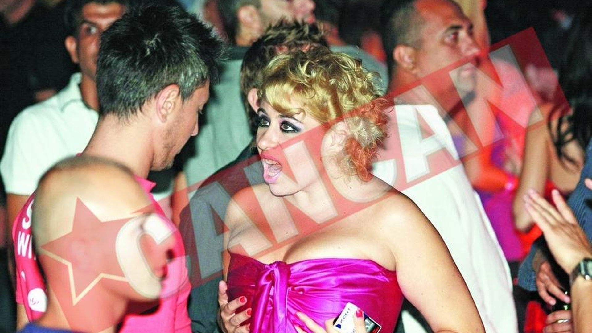 Oana Roman nu are secrete fata de "amicii" sai