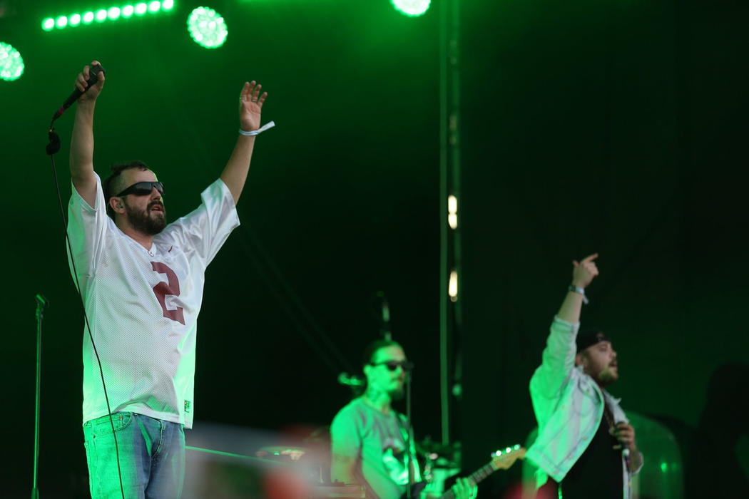 Peste 60.000 de fani au participat la cea de-a doua zi a celui mai mare festival de la malul Mării Negre.
