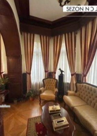 „Cabana-fantomă” de jumătate de mil. € a lui Silviu Prigoană a fost scoasă la vânzare. Detaliul ciudat observat de turiști