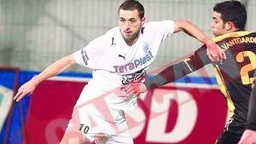 Dinamo il vrea pe Sanmartean