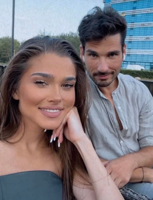 Theo Rose și Anghel Damian, unul dintre cele mai faimoase cupluri ale momentului (Sursa: Instagram)
