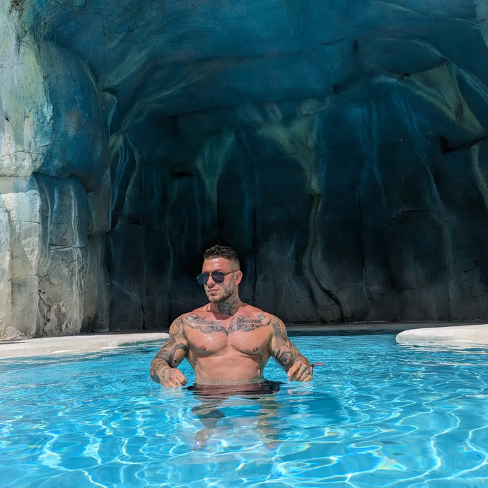 Ispita masculină Daniel Alex de la Insula Iubirii 2026. Sursa foto: Instagram