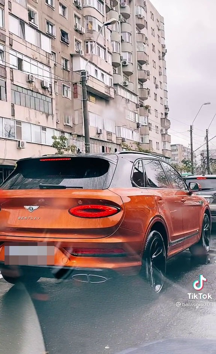 Vali Vijelie și-a luat Bentley Bentayga