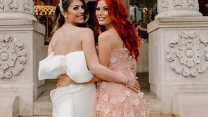 Elena Gheorghe, mesaj de pe patul de spital pentru sora ei! Ce i-a transmis artista la doar o zi după ce a devenit mamă