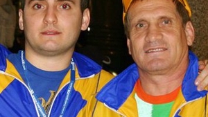 Povestea incredibila a fiului unui celebru antrenor! Fiul lui este broker in Paradisul fiscal, el locuieste intr-o casa amarata