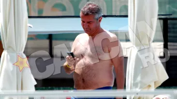 Imagini de colectie cu Dan Bittman in pielea goala! Dezbracat, artistul nu pare la fel de in forma ca… imbracat