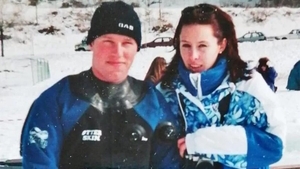 Mihaela și-a dat demisia pentru a avea grijă de iubitul ei italian, rămas paralizat în urma unui accident la schi. Ce a aflat românca pe 4 octombrie 2025, după 26 de ani de devotament total
