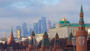 Învățătorii în vârstă la școlile din Moscova, înlocuiți de studenți la cursuri. Motivul pentru care s-a luat această măsură