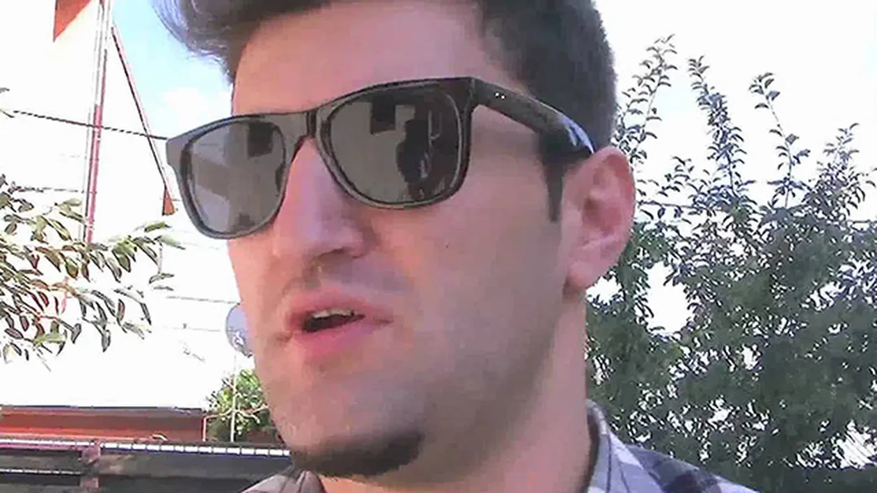 Smiley si-a pus fanii la incercare! Ce intentioneaza sa faca cu o tanara pe o masa de biliard: O fi rezistenta?