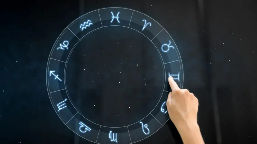 Astrele schimbă complet direcția 