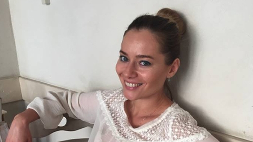 Am aflat cand va deveni mama! Laura Cosoi: “Copiii il vor iubi mai mult pe Cosmin”