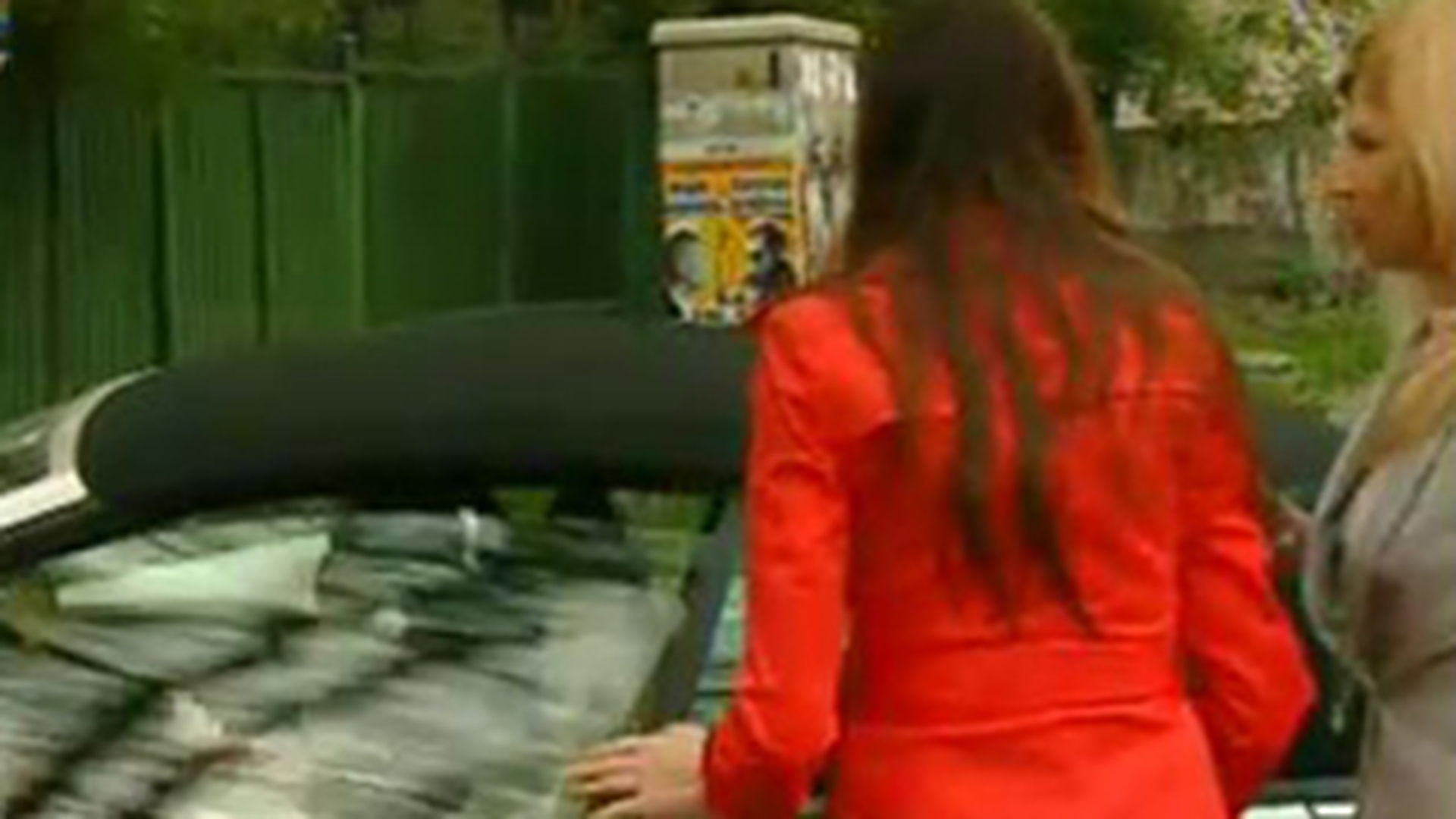 Monica Columbeanu si-a dus azi fetita la gradinita! Irina a fost bucuroasa sa-si revada colegii