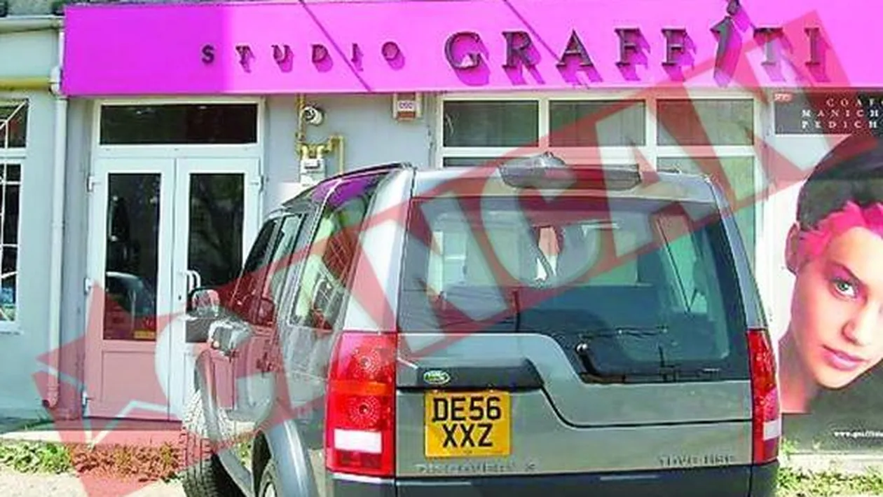 Cheeky Girls, reciclarea silicoanelor la Cluj